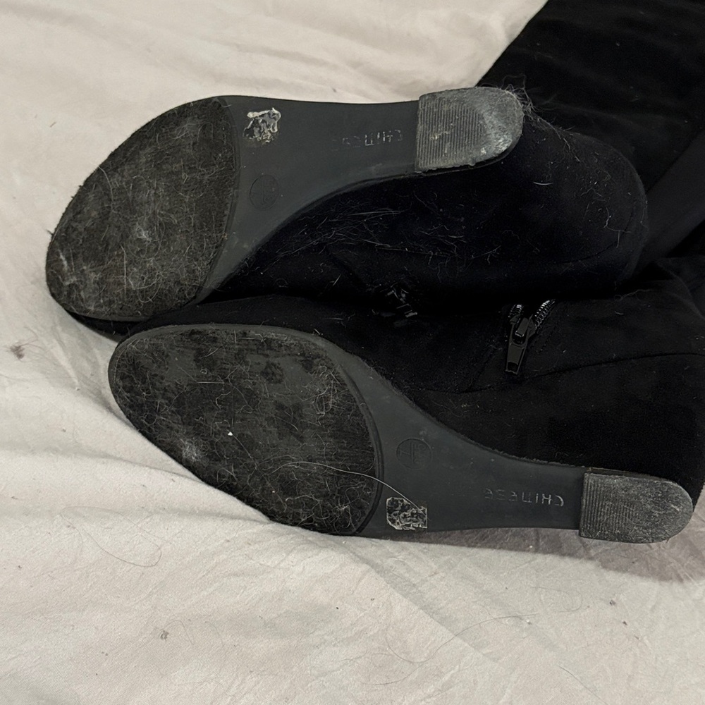 Women’s Black Knee-High Wedge Boots - Picture 4 of 4